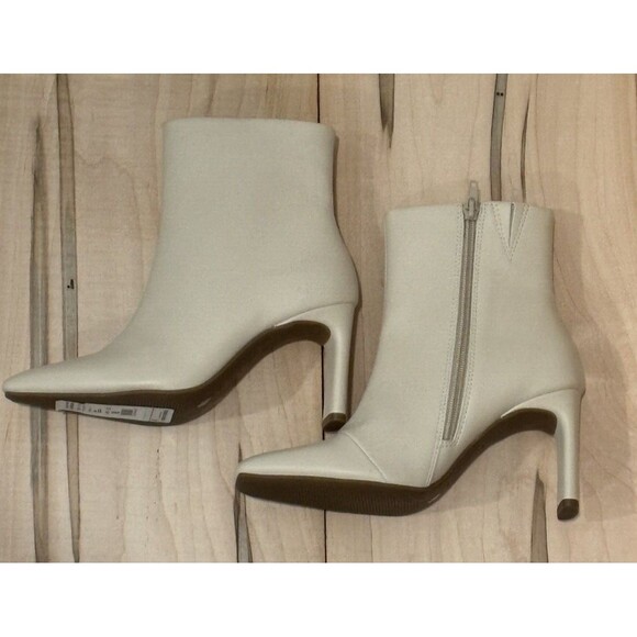 Alfani Women Terrie Zipper Square Toe Slender Stiletto Booties Bone/Cream - Picture 2 of 6